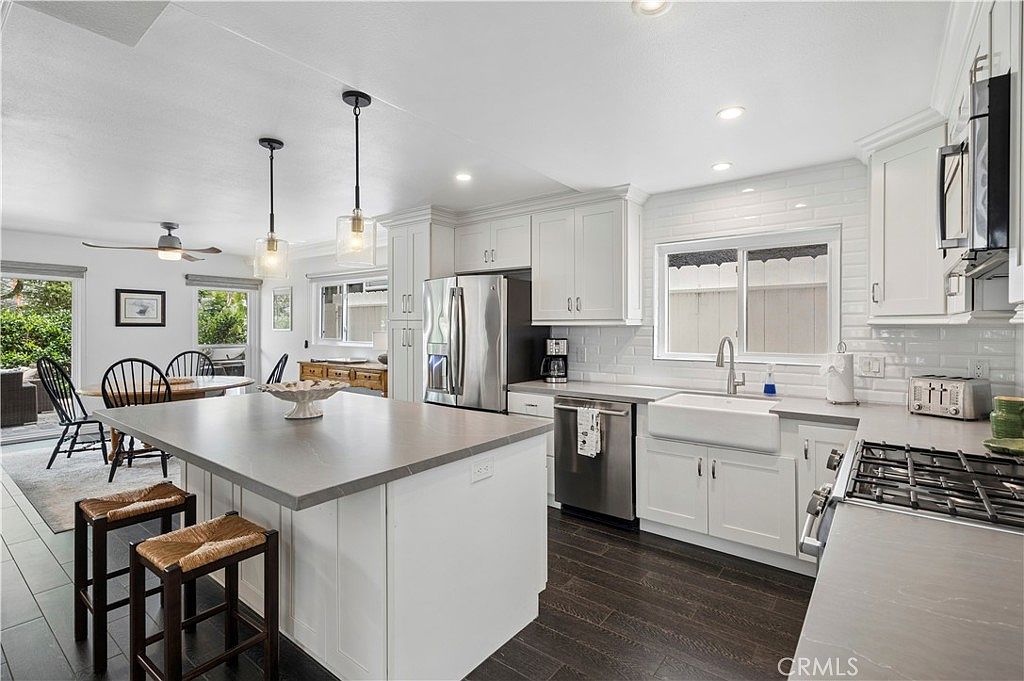 618 Acacia Ave photo 4