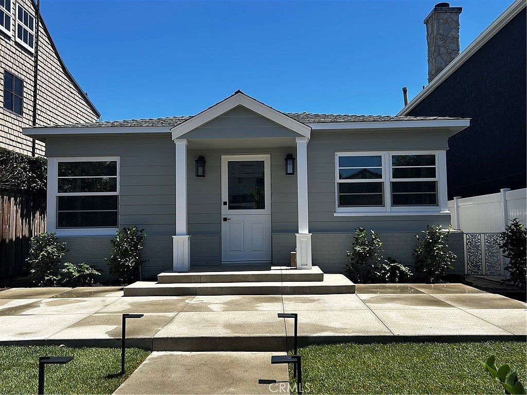 602 Begonia Ave photo 2