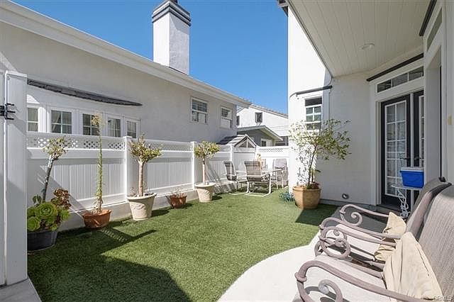 613 Poppy Ave photo 5