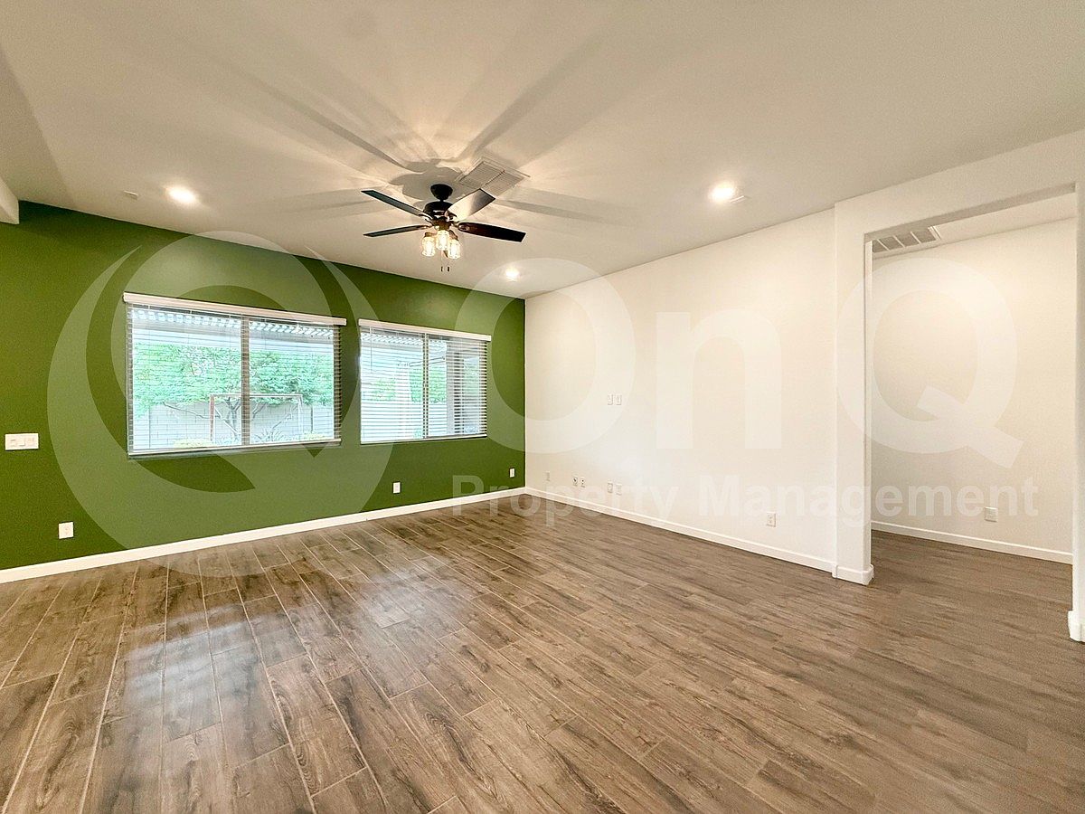 9821 E Thornbush Ave Mesa, AZ 85212 photo 5