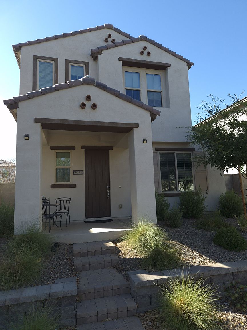 2052 W Trotter Trl photo 2