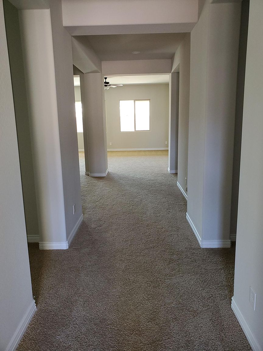 8529 W Myrtle Ave photo 2