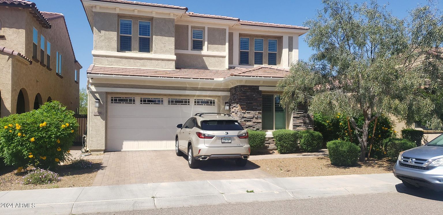 3318 E Los Gatos Dr