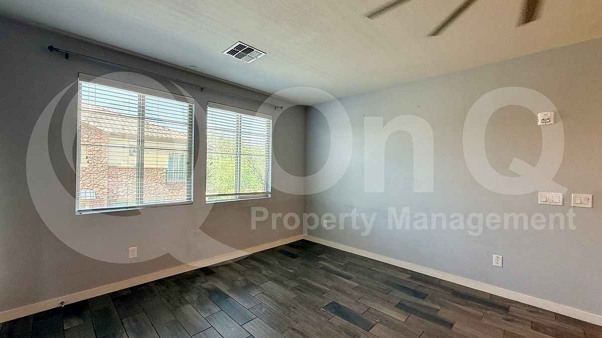 1873 E Frye Rd photo 3