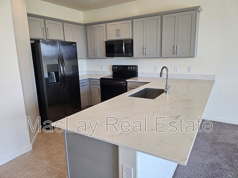 4061 E Pony Ln Gilbert, AZ 85295 photo 5