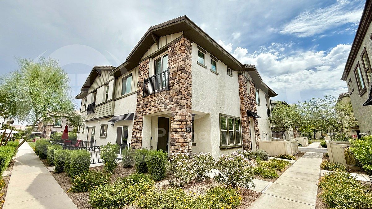 2760 S Catherine Dr Gilbert, AZ 85295 photo 2