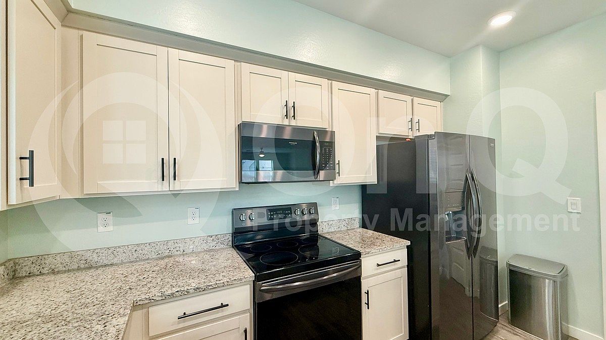 2760 S Catherine Dr Gilbert, AZ 85295 photo 5
