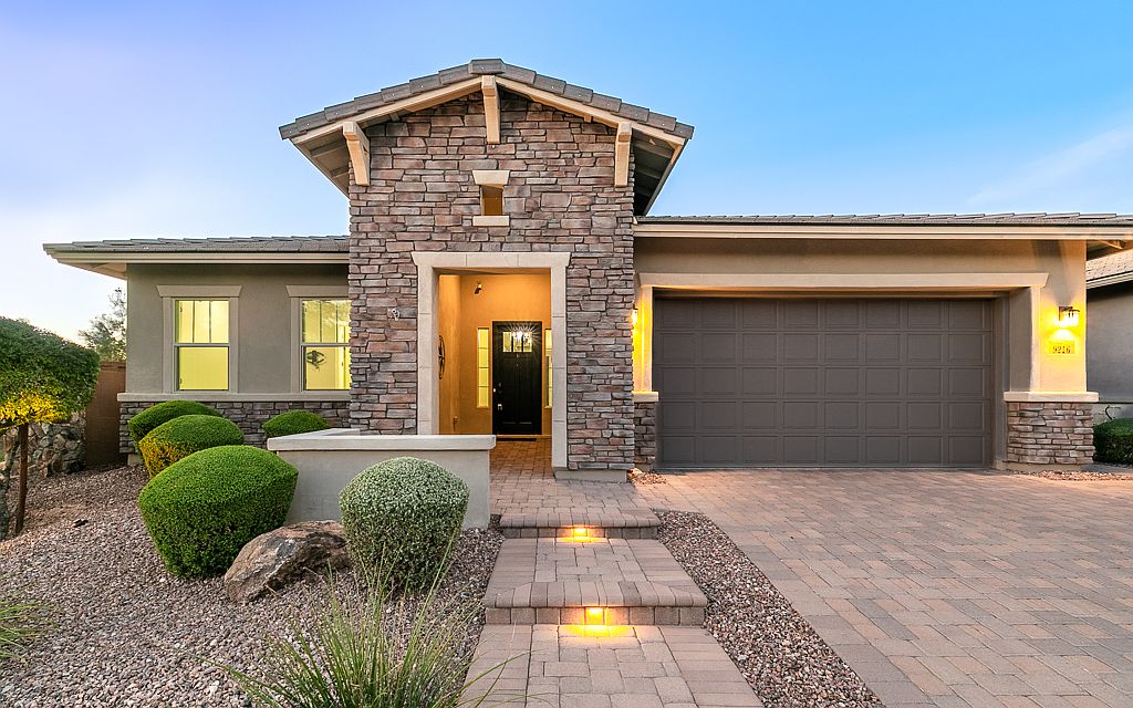 9216 W White Feather Ln photo 2