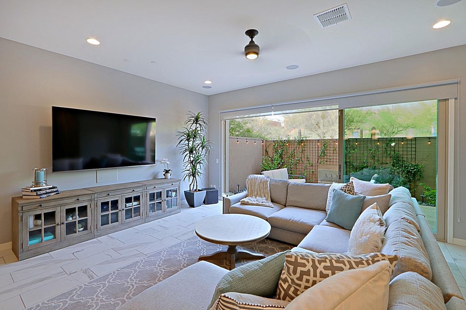 7350 E Vista Bonita Dr Scottsdale, AZ 85255 photo 2