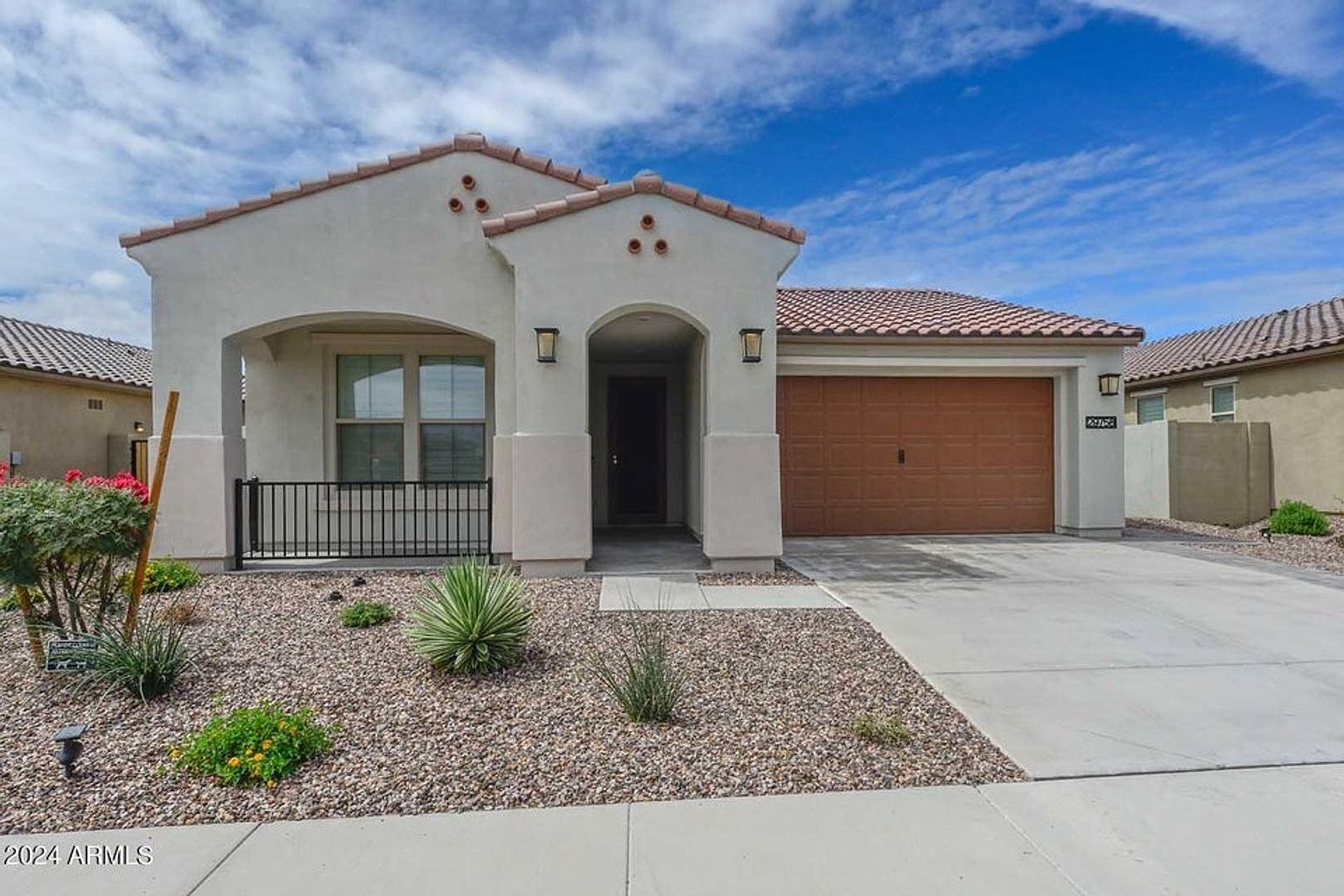 29758 N 114th Dr Peoria, AZ 85383 photo 2