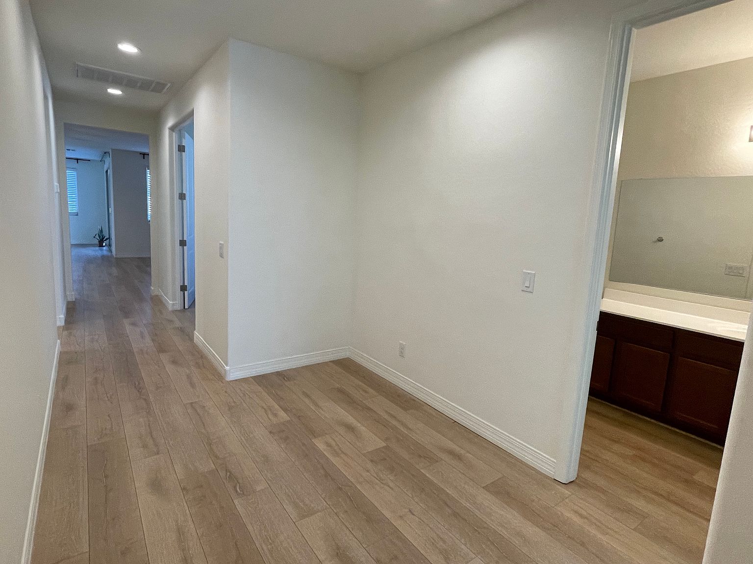 20864 E Swan Dr photo 3