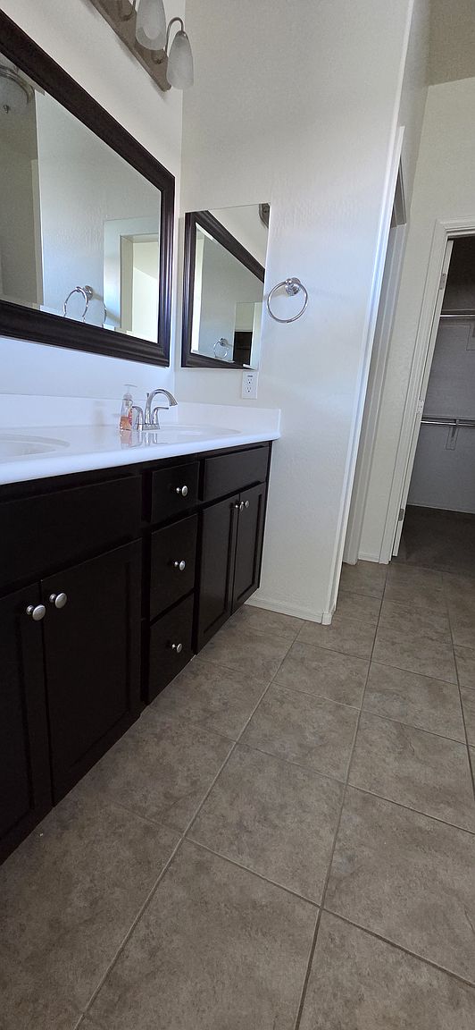 18316 W Ida Ln photo 5