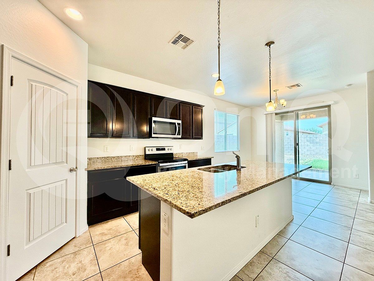 18334 W Via Del Sol photo 5