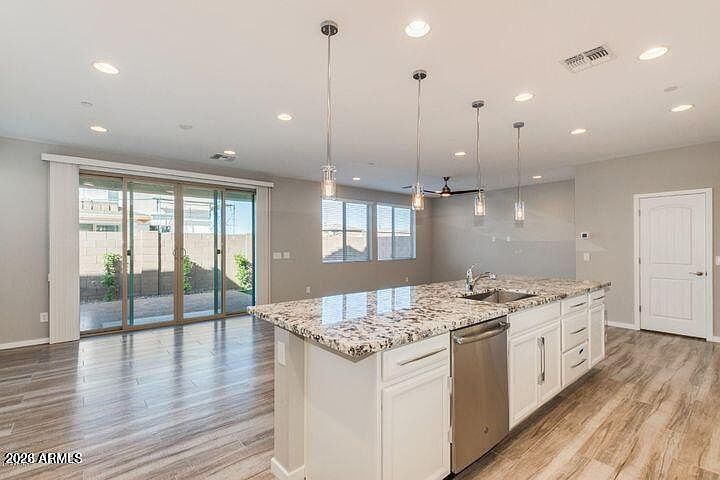 1800 S Follett Way Gilbert, AZ 85295 photo 2