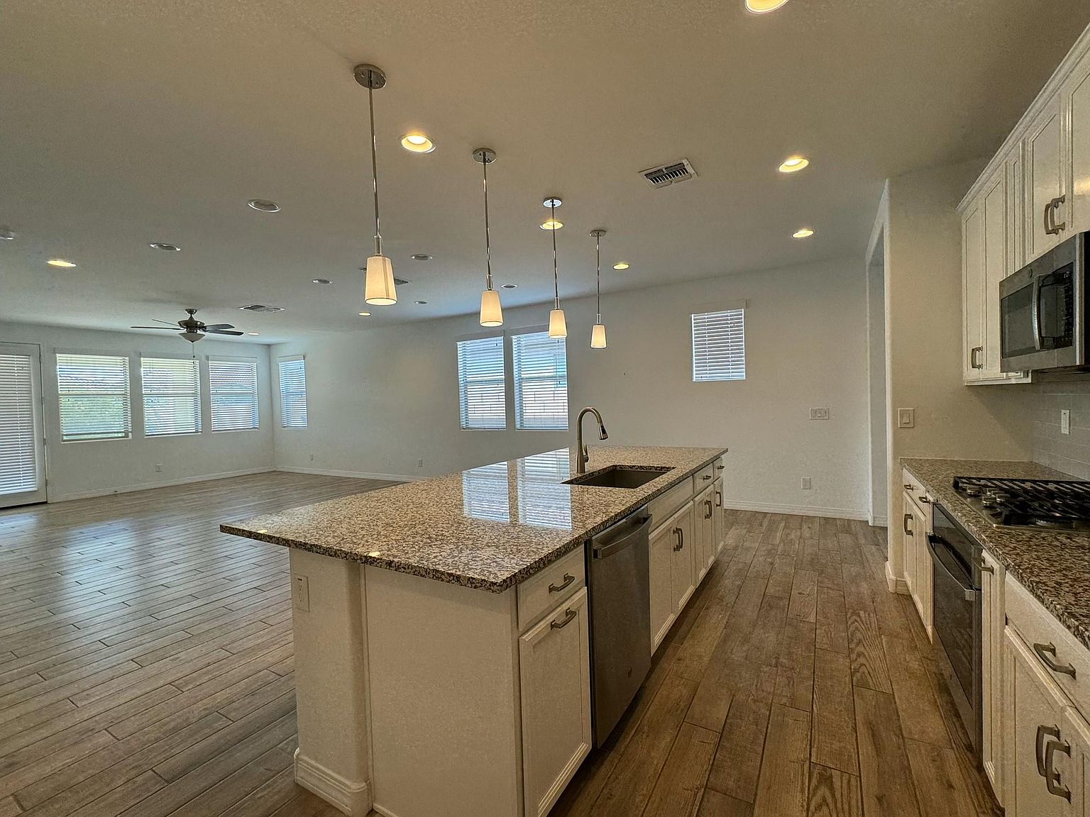 20901 E Macaw Dr photo 5