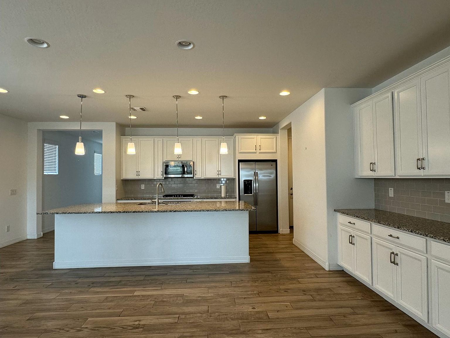 20901 E Macaw Dr photo 2