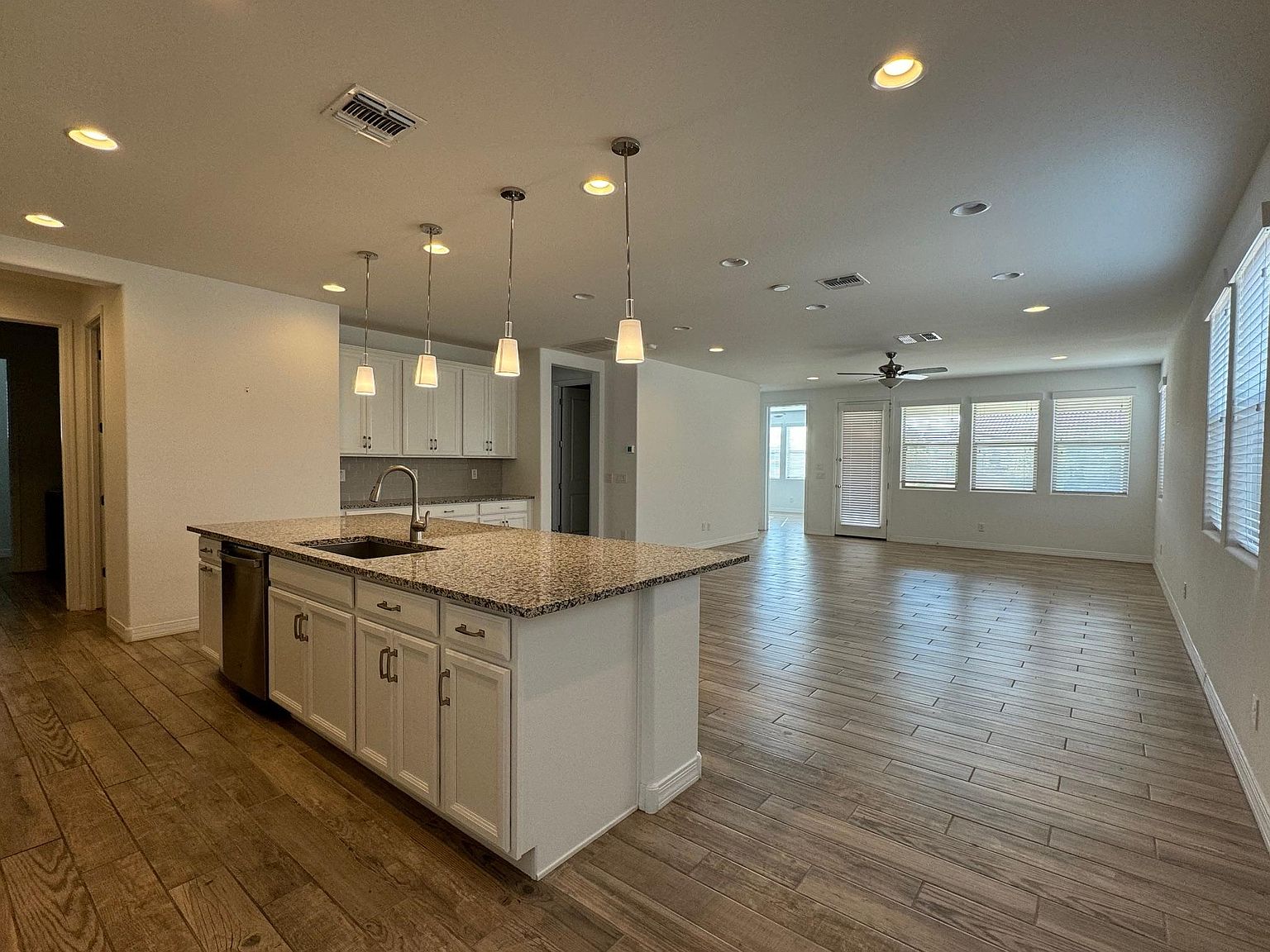 20901 E Macaw Dr photo 3