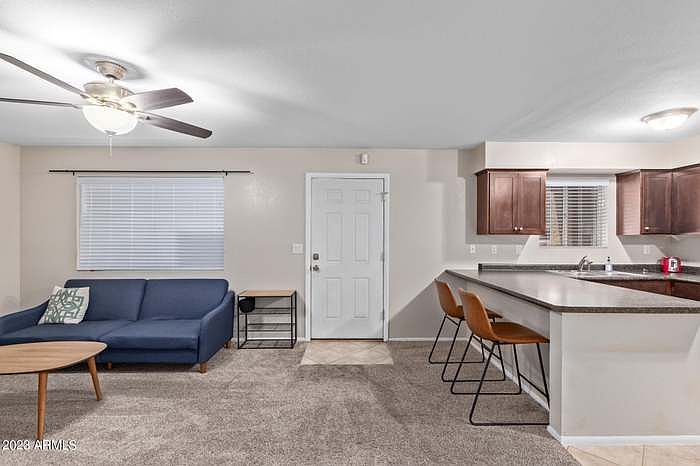 1014 E Spence Ave photo 4