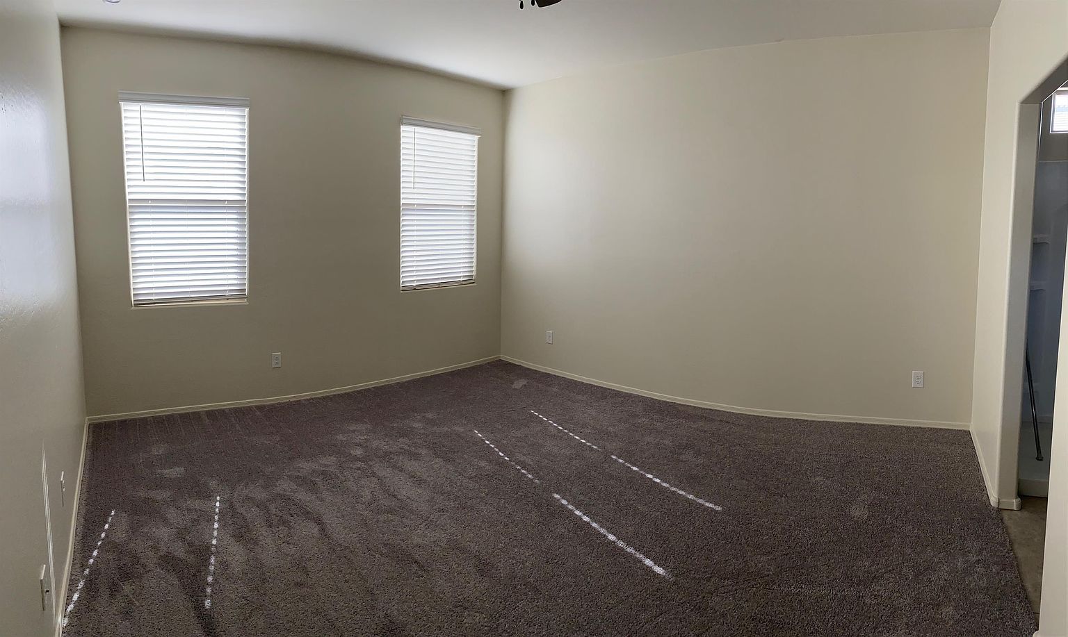 30651 W Amelia Ave photo 4
