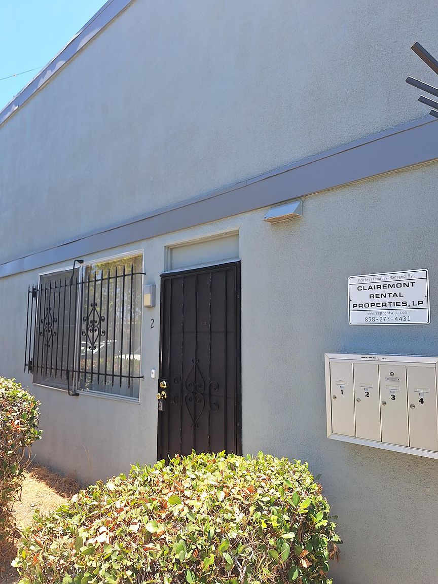 3751 Clairemont Mesa Blvd photo 2