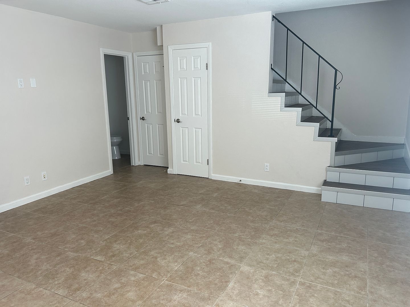 10026 River St photo 4