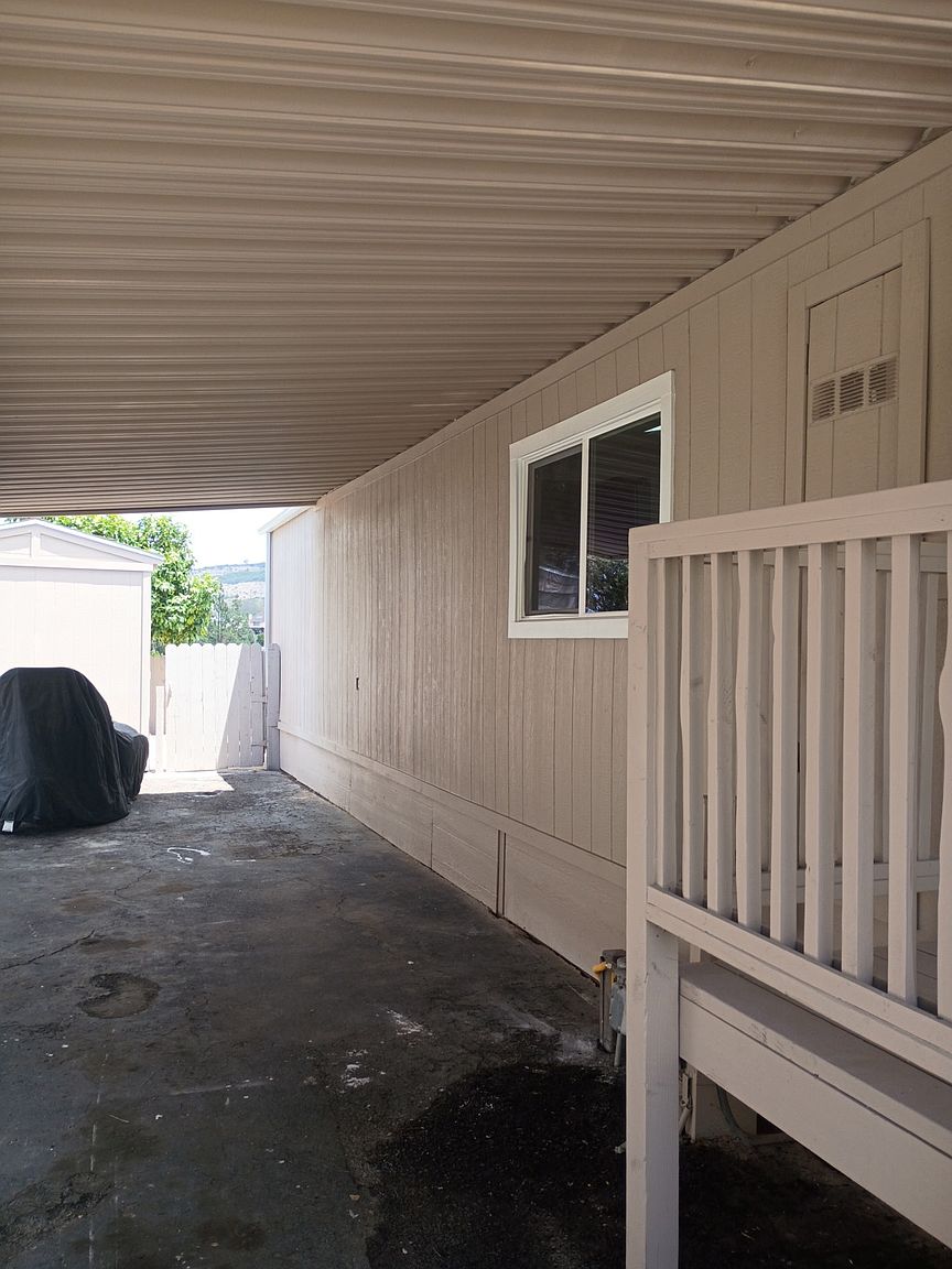 13162 Highway 8 photo 2