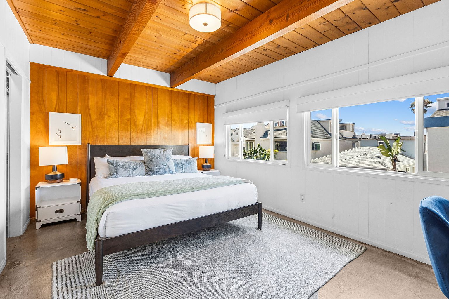 2809 Strandway photo 3