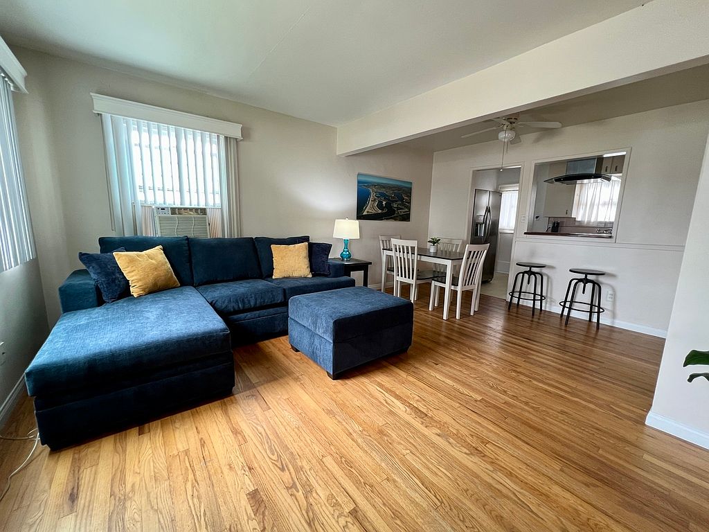 2146 Reed Ave photo 4