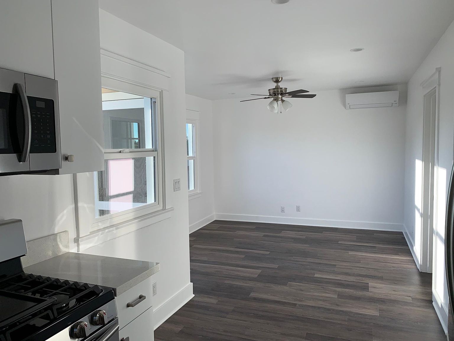 3783 Pioneer Pl photo 5