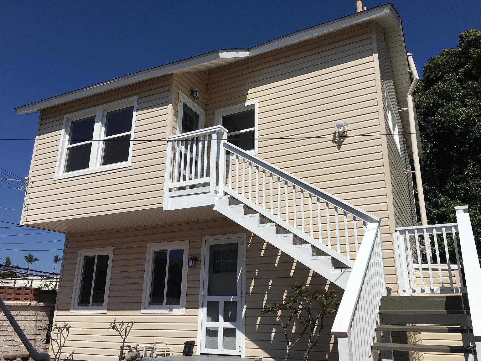 3783 Pioneer Pl photo 2