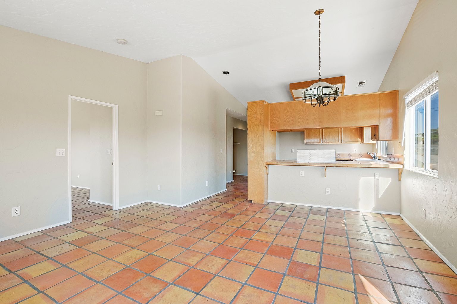 149 D St photo 4