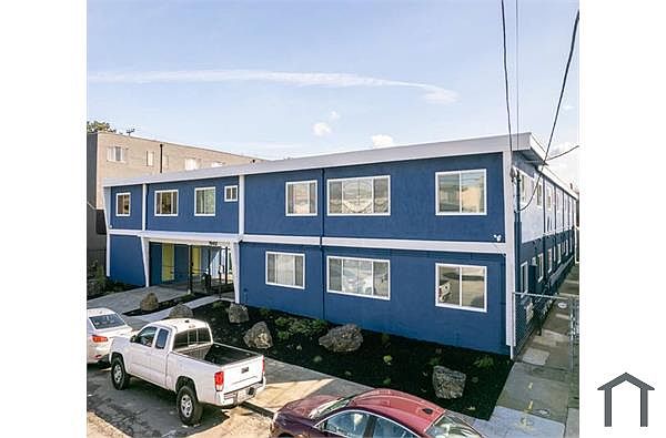 1640 6th Ave photo 5