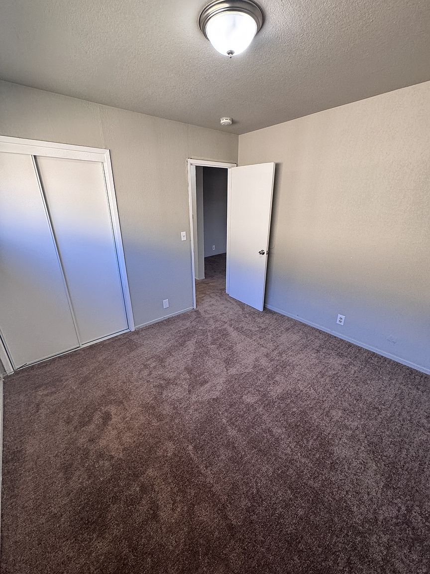 1079 81st Ave unit 7 photo 5