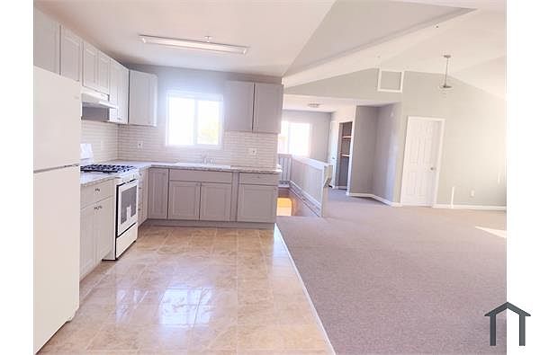 10733 Pippin St photo 2