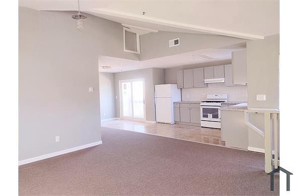 10733 Pippin St photo 3