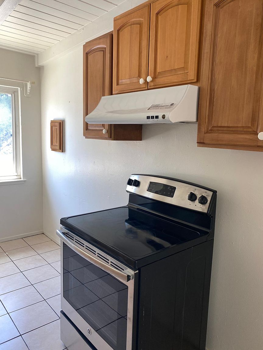 2BR/2BA Apartment on 11th St · Union City photo 5
