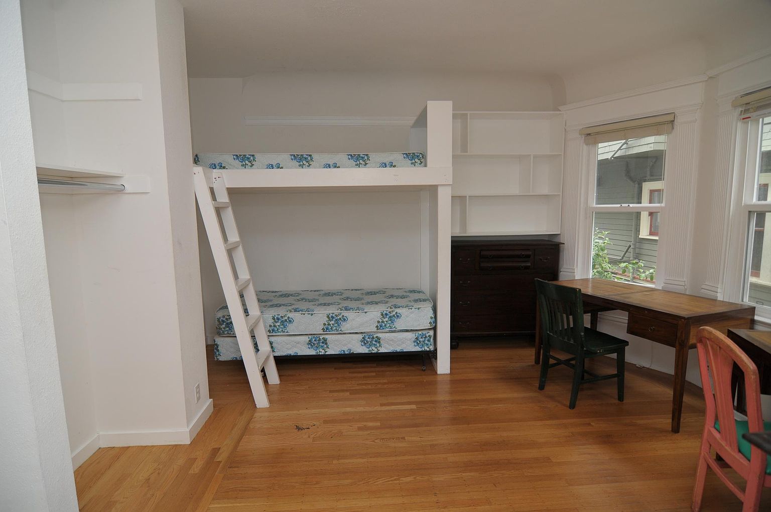 2519 College Ave photo 3