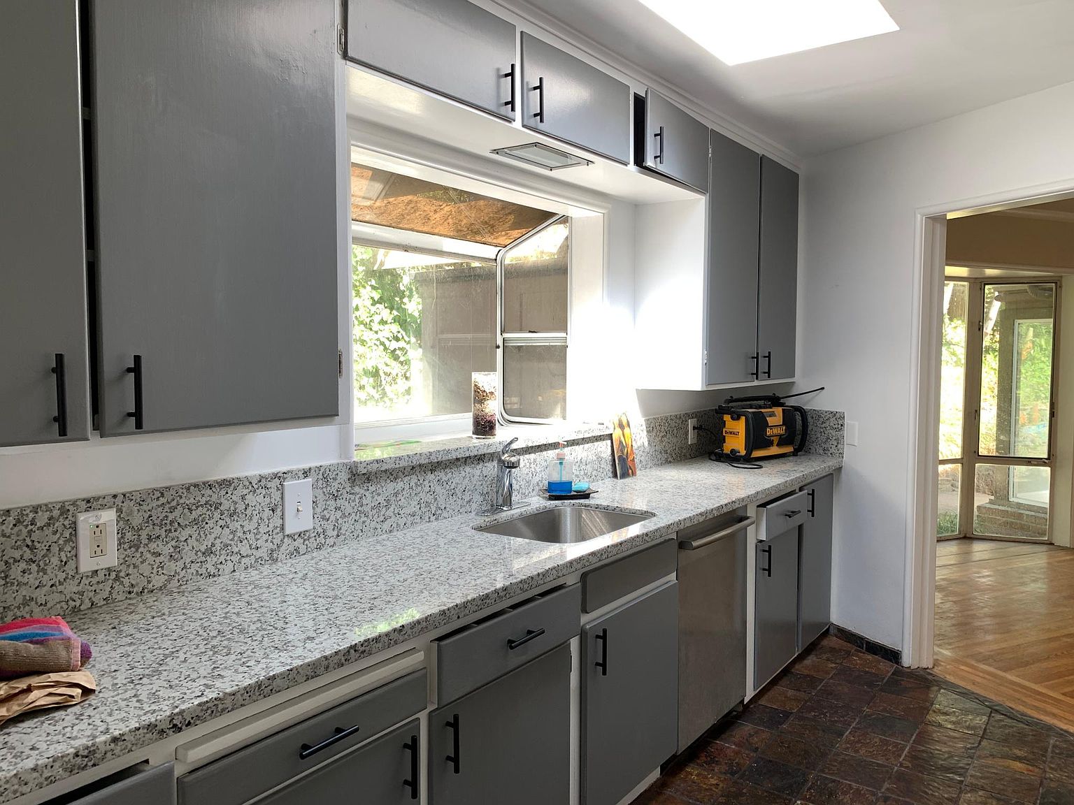 75 Parnassus Road photo 2