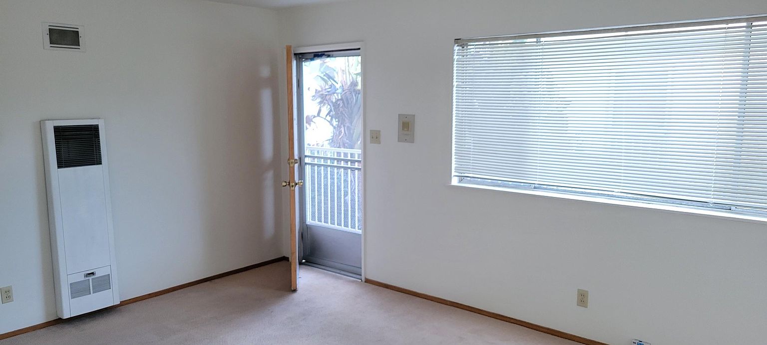 Apartments on Solano Avenue · Albany photo 3