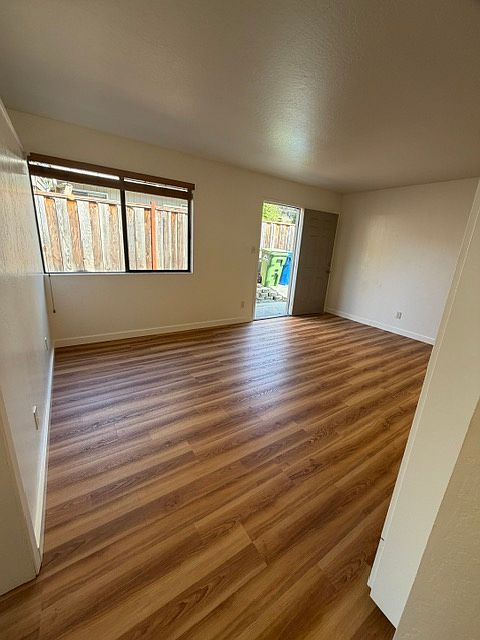 5716 Soquel Dr photo 5