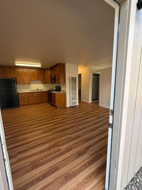 5716 Soquel Dr photo 3
