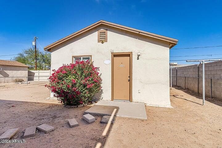 412 W 9th St Casa Grande, AZ 85122 photo 2