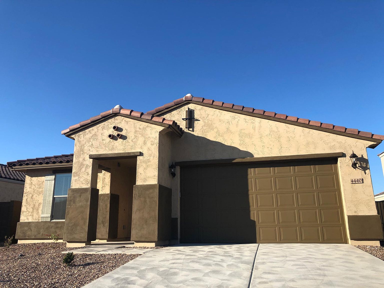 4440 W Pelotazo Way photo 2