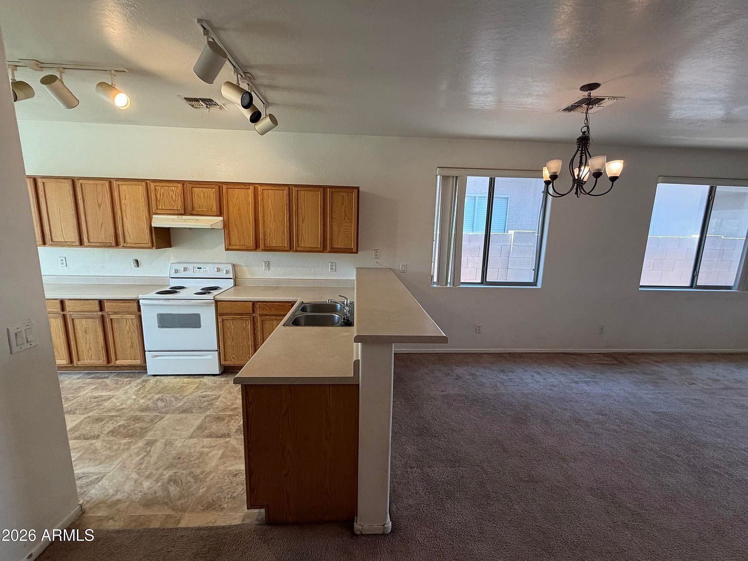 6926 S 37th Gln photo 5