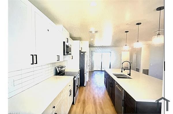 2502 E Paradise Ln Phoenix, AZ 85032 photo 3