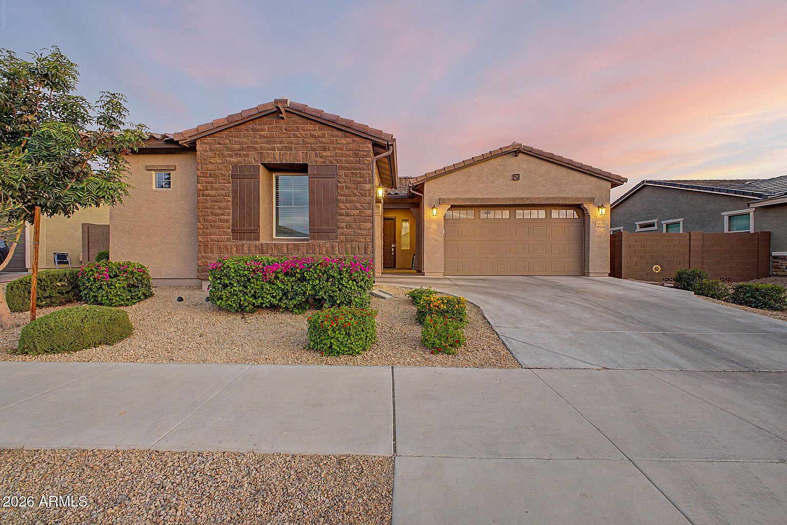 3825 W Buist Ave Phoenix, AZ 85339 photo 2