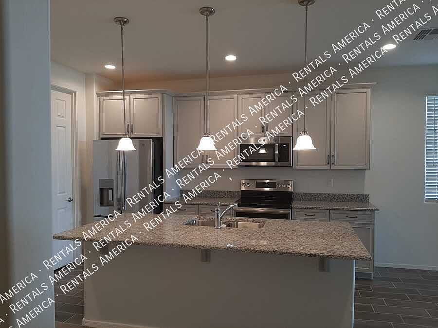19645 W Turney Ave Litchfield Park, AZ 85340 photo 4