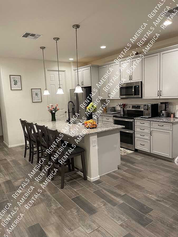19645 W Turney Ave Litchfield Park, AZ 85340 photo 2