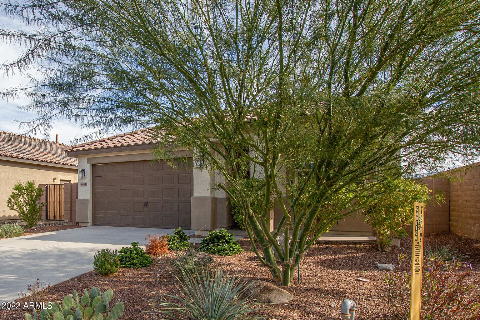 8451 S 164th Dr photo 3
