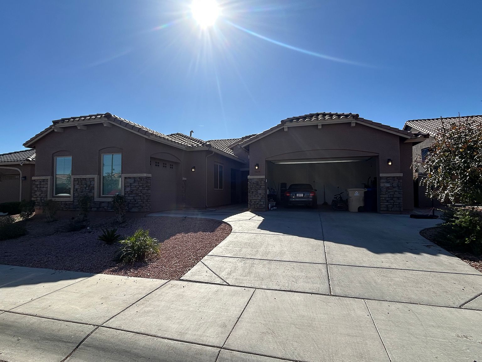 19609 W Monterey Way photo 2
